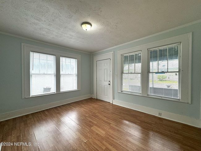 Additional photo 3 of property located at 2565 Orion St