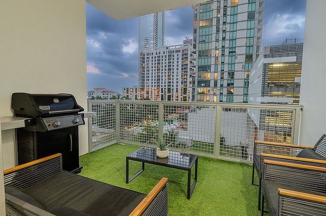 Image of 481 Ne 29th St #604