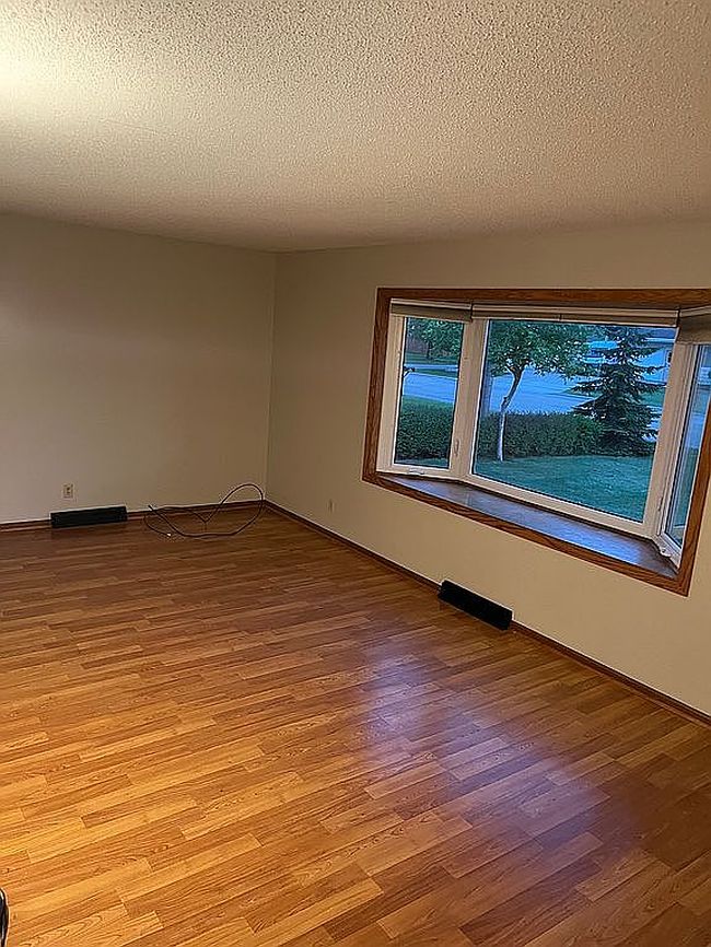 Additional photo 3 of property located at 305 Euclid Ave