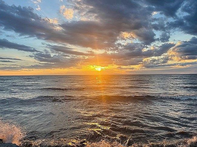 Photo of 241 S Shore Dr, Buffalo, NY
