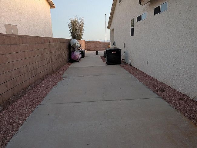 Image of 2431 Bluebird Ln