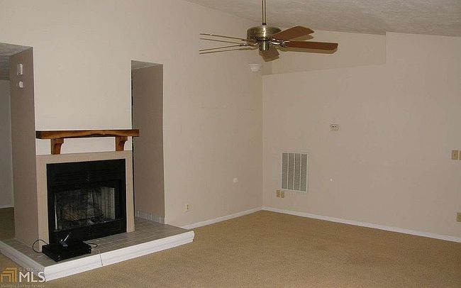 Photo of 4356 Quinn Cove Rd, Hiawassee, GA