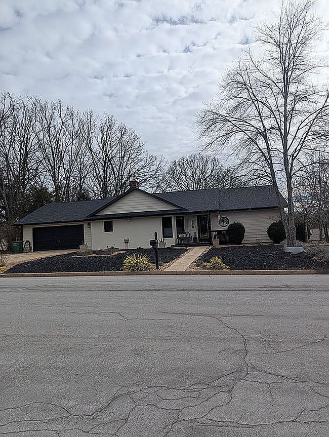 Image of 1330 California Dr