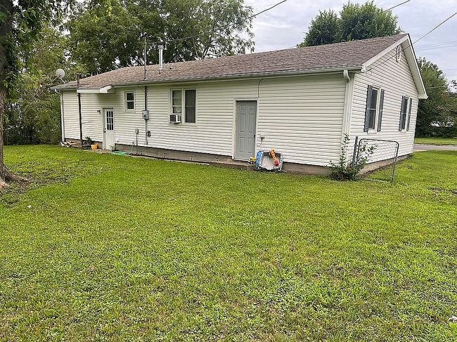 Image of 432 N Lyon Ave