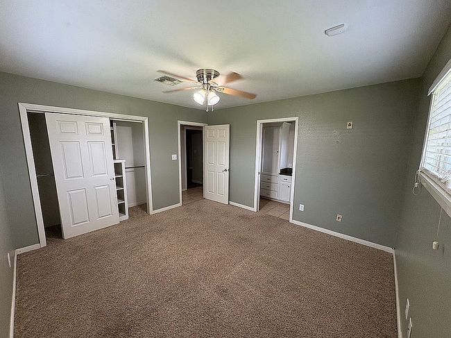 Additional photo 2 of property located at 206 Yucca Dr