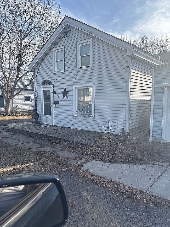 Image of 925 Mechanic St