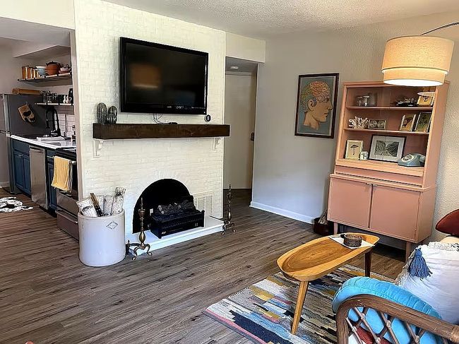 Image of 608 W 25th St Unit 1-2-3