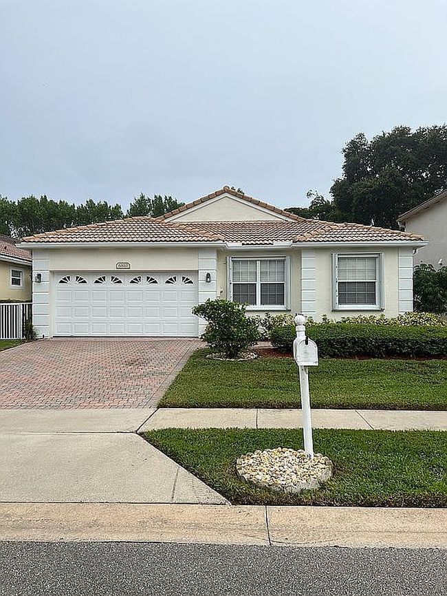 Photo of 6810 Camille St, Boynton Beach, FL