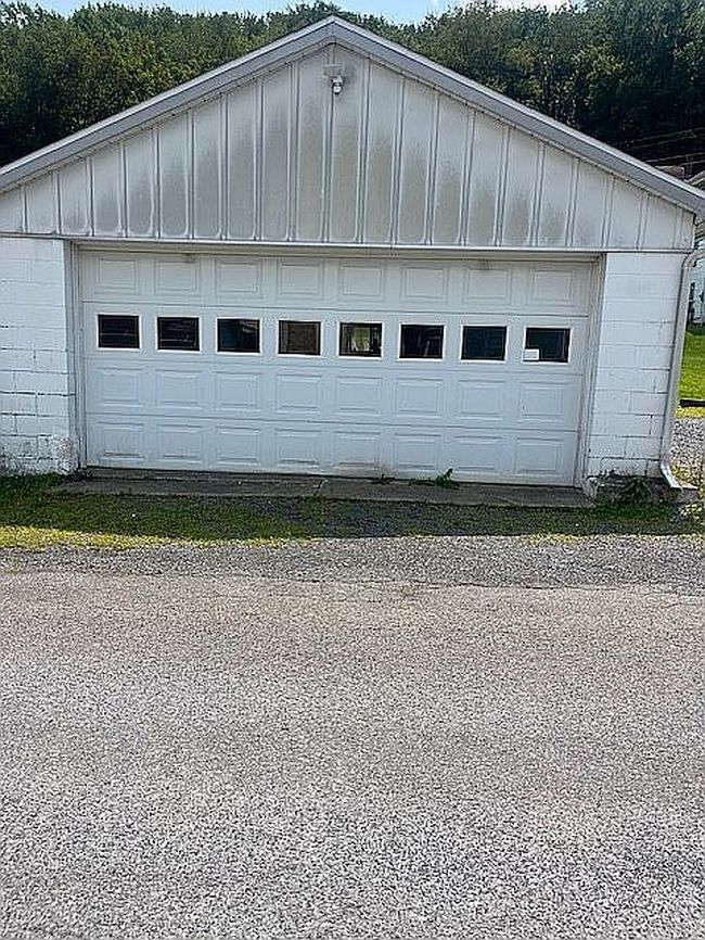 Photo of 618 Lang Ave, Patton, PA