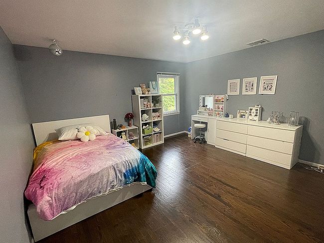 Photo of 83 Newport Ave, Tappan, NY