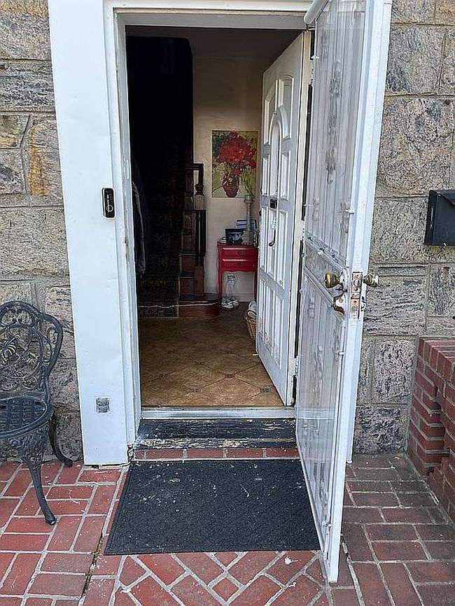 Photo of 7328 196th St, Flushing, NY