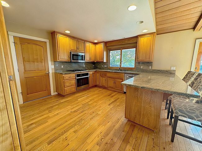 Additional photo 1 of property located at 16035 Running Springs Rd