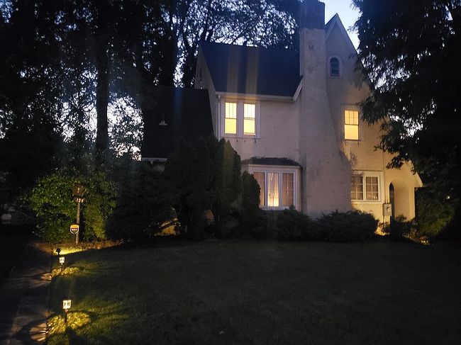 Photo of 124 Stevens Ave, West Hempstead, NY