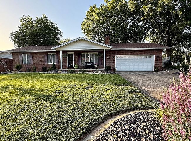 Photo of 2125 Saint Raphael Ct, Highland, IL