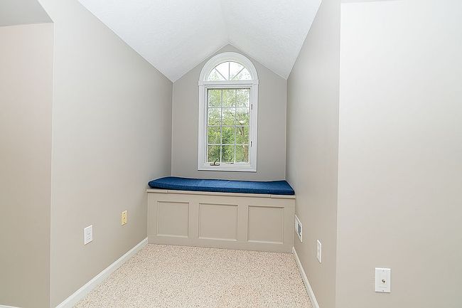 Photo of 2283 Pioneer Ave, Winterset, IA