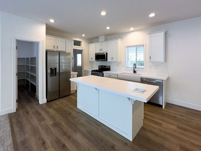 Preview of property located at 49 Jacaranda Ct
