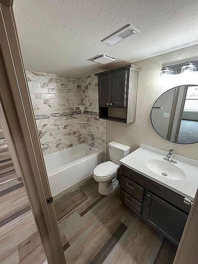 Photo of 712 N Dustin Ave, Farmington, NM