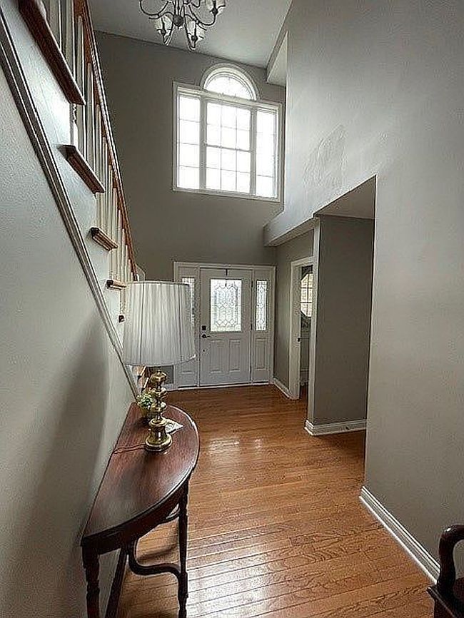 Image of 615 Ashbourne Dr