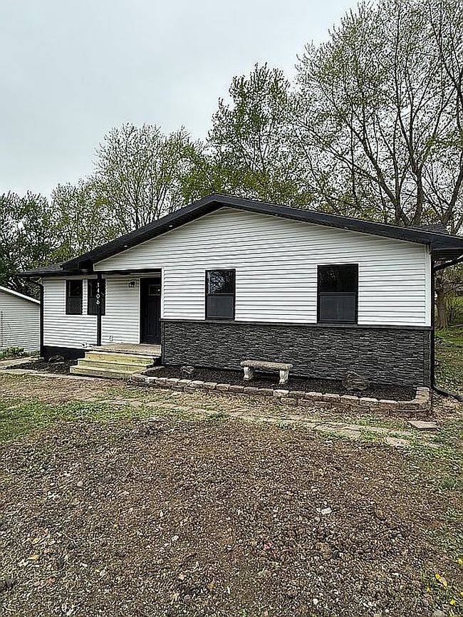 Image of 1406 Illinois St
