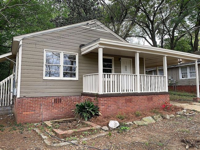 Photo of 1904 Yarbrough St, Montgomery, AL