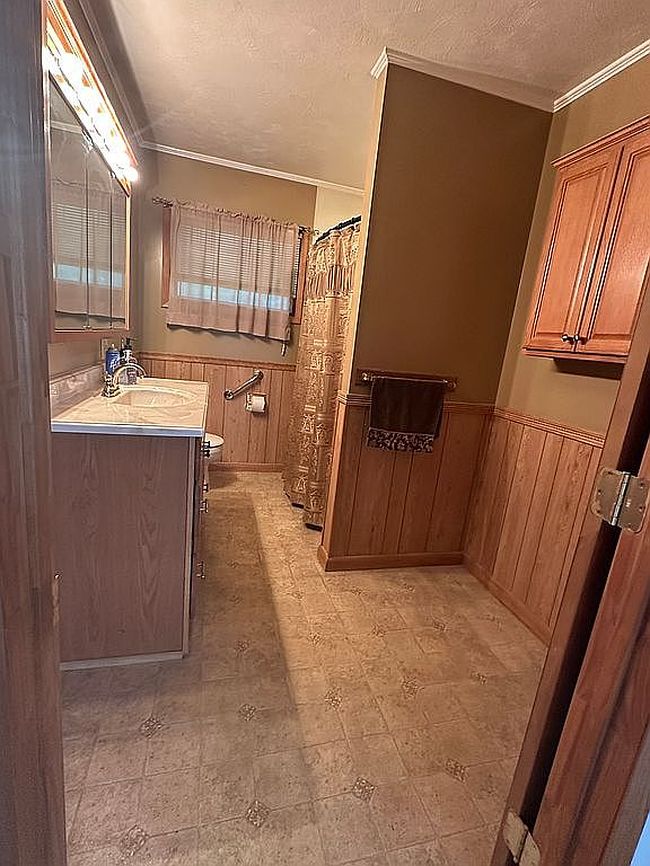 Photo of 140 N Ohioville Rd, New Paltz, NY