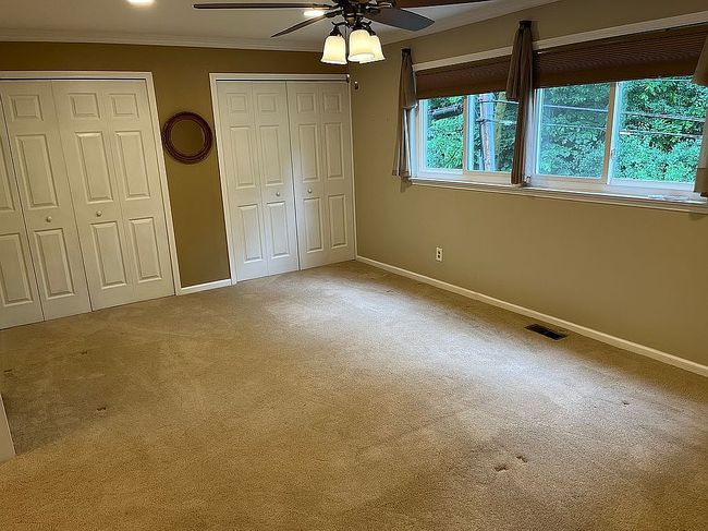 Photo of 18689 Jamestown Cir, Northville, MI