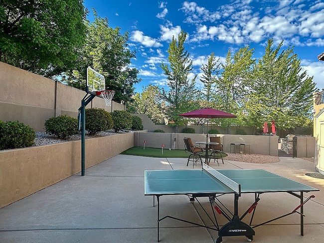 Photo of 8614 Royalglo Loop Ne, Albuquerque, NM