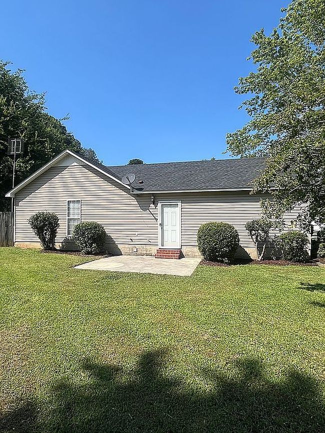 Photo of 370 Center Springs Rd, Somerville, AL