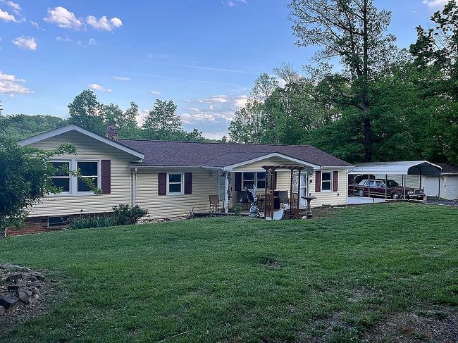Image of 245 Woodward Ln