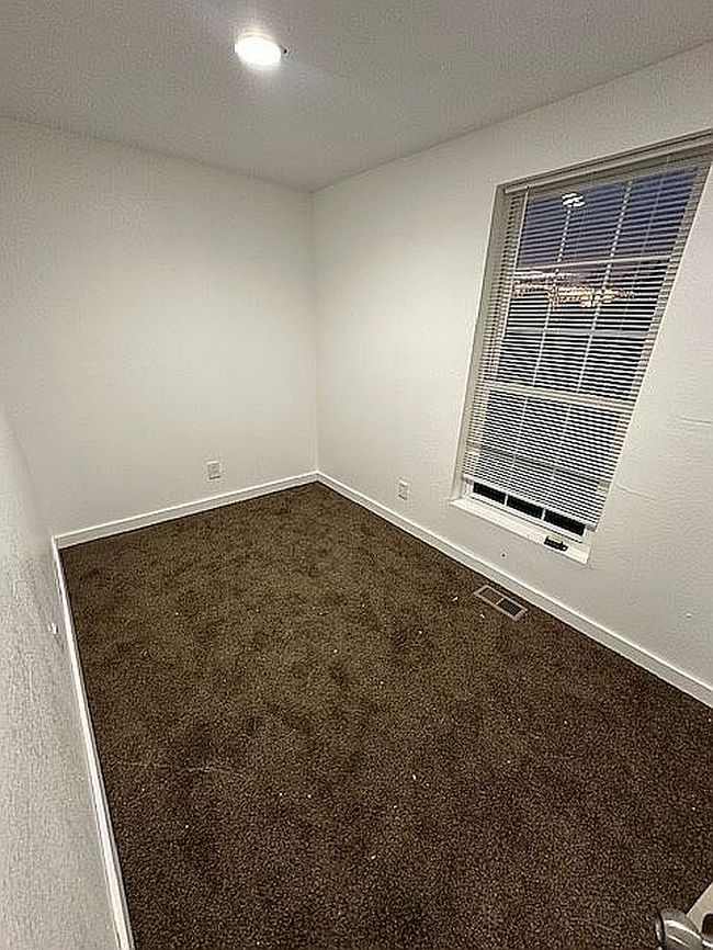 Image of 2621 Marion Ave