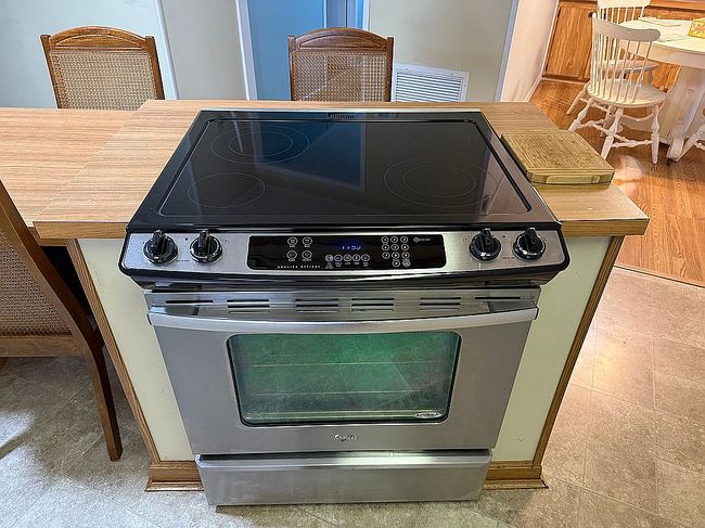 Image of 11836 Point Blvd