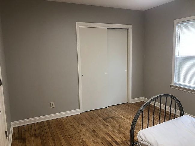 Photo of 2811 Griffiths Ave, Louisville, KY