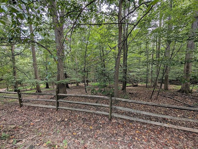 Photo of 4712 Great Oak Ln, Harrisburg, PA