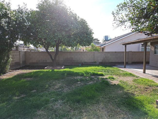 Image of 1043 E Jensen St
