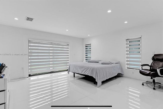 Photo of 2410 Sw 99th Ave, Miami, FL