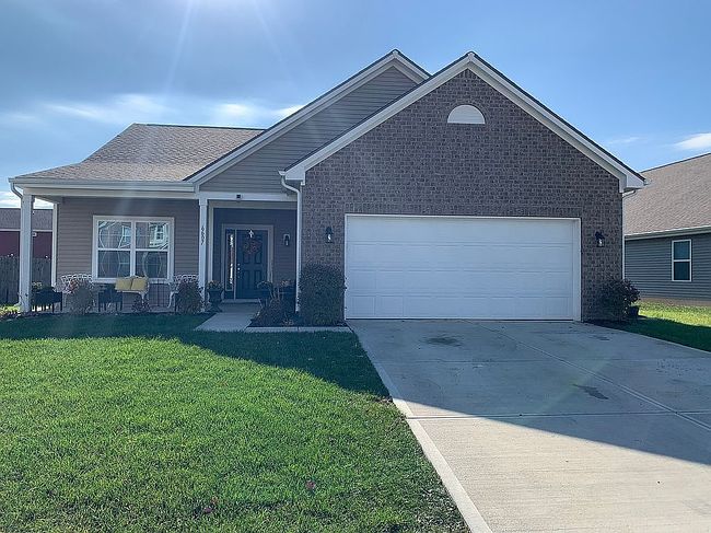 Photo of 6607 Laurelwood Dr, Pendleton, IN