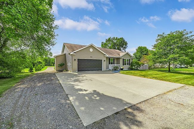 Image of 11901 Scott Rd