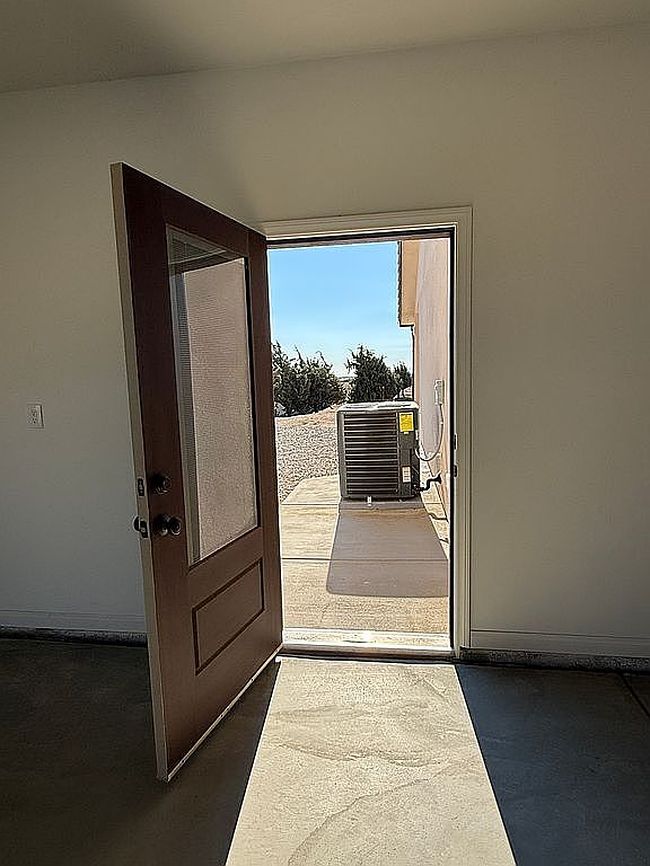 Photo of 5021 Chelsea St, Phelan, CA