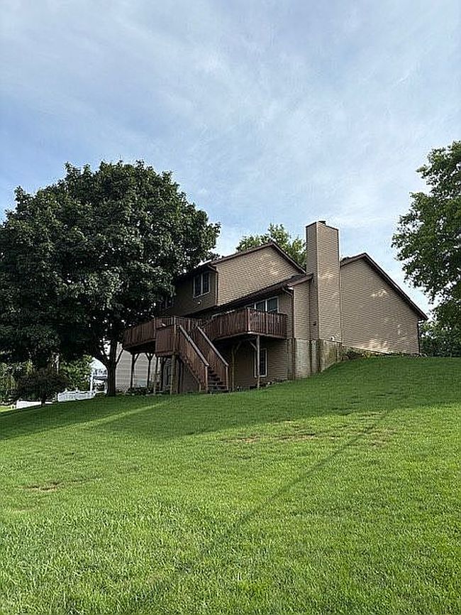 Photo of 208 Shawnee Ct, Park View, IA