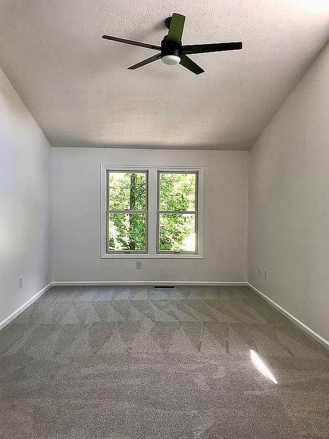 Image of 809 Peppard Dr