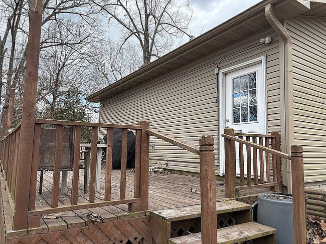 Preview of property located at 605 County Road 857