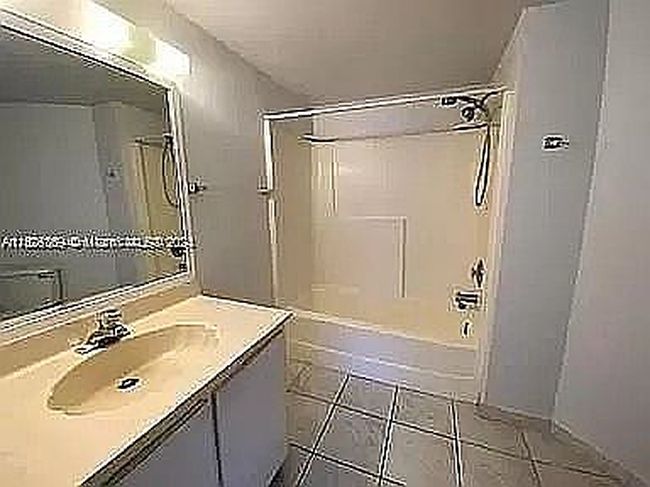 Photo of 9427 Fontainebleau Blvd