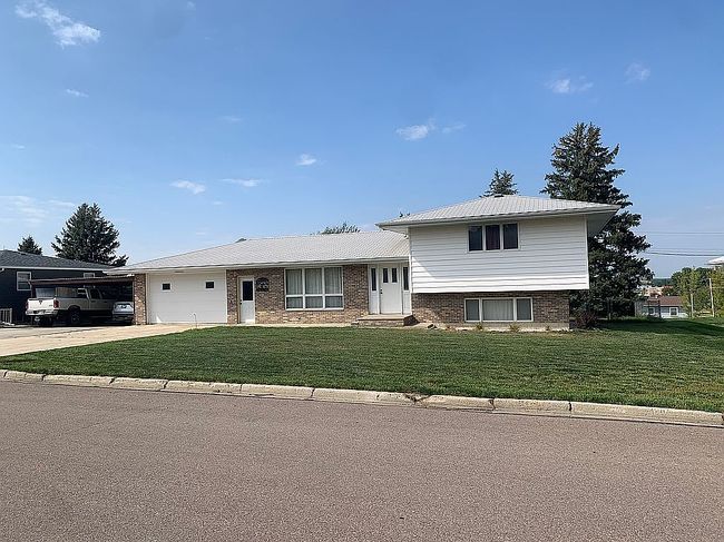 Image of 1106 E 10th St