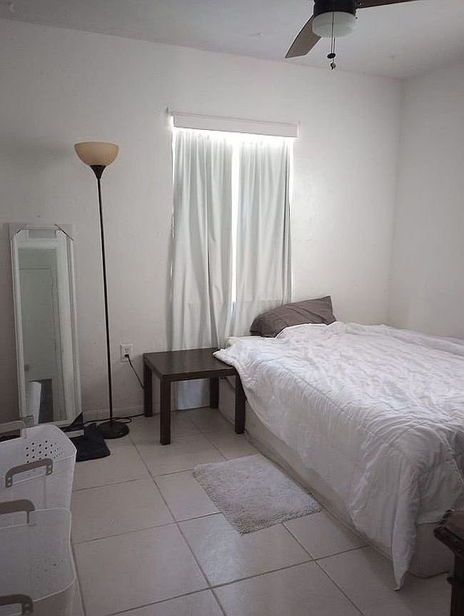 Image of 623 Sw 10th St