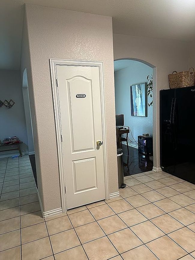 7245 Silver City Dr, Fort Worth, TX