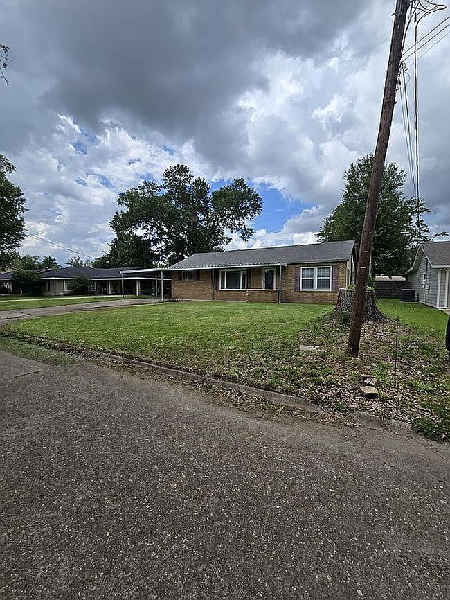 Photo of 238 Overhill Dr, Lake Charles, LA