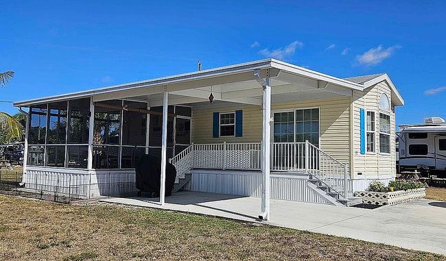 Photo of 3600 Se Mariposa Ave Lot 32, Port Saint Lucie, FL