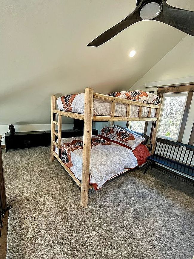 Image of 5175 Valley Dr E