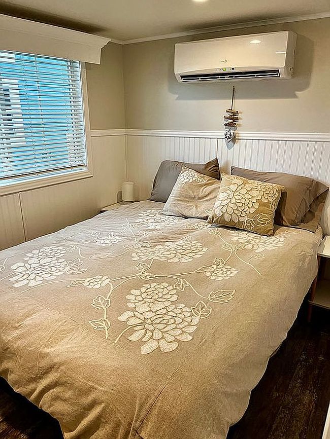 Image of 759 Cove View Cir