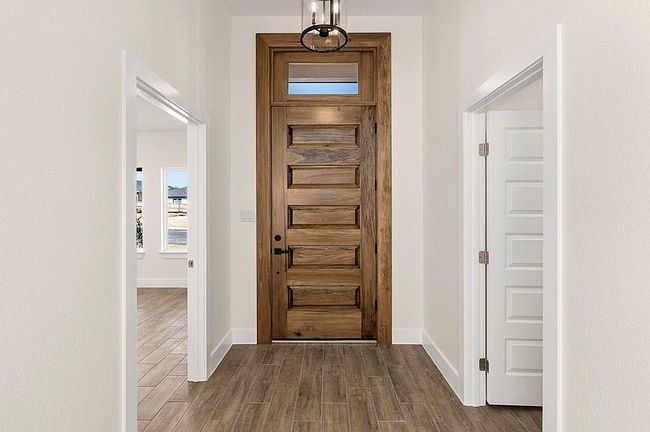 Additional photo 3 of property located at 705 Wedgewood Ln